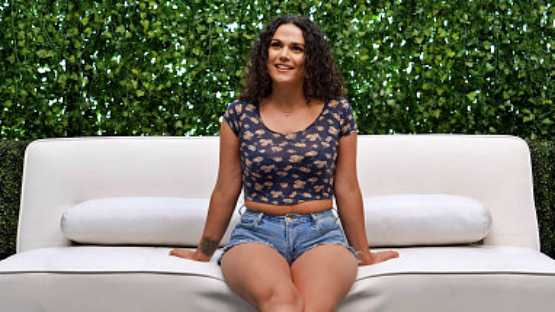 NetVideoGirls - Thick With Curly Hair - Amorina